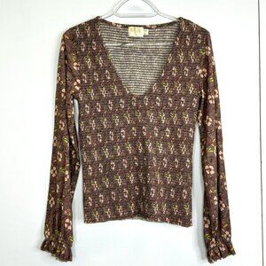 Nation LTD Bunny Smocked Long Sleeve Tee Top Shirt Womens Size Small V-Neck